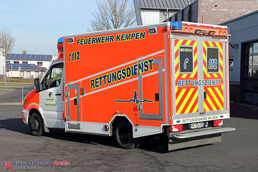 Rettung Kempen 03 RTW 02 (a.D.)