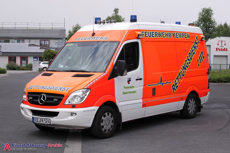 Rettung Kempen 03 KTW 02 (a.D.)