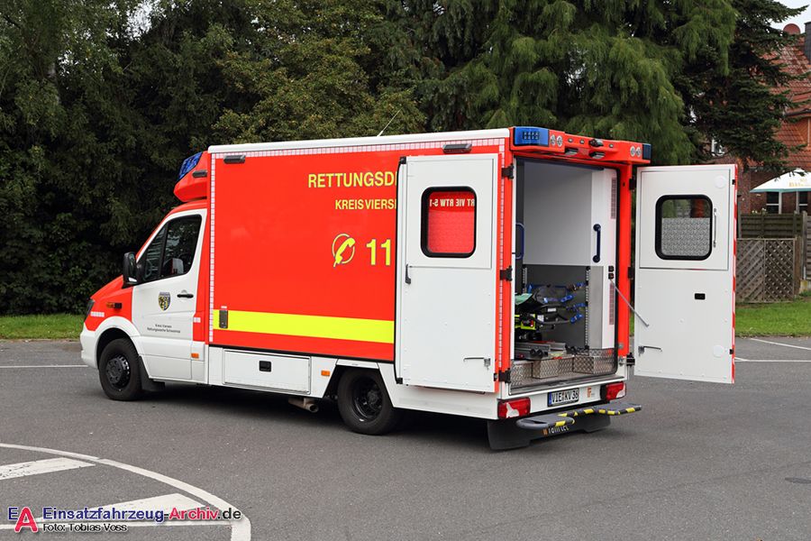 Rettung Kreis Viersen 05 RTW 01 (a.D.)