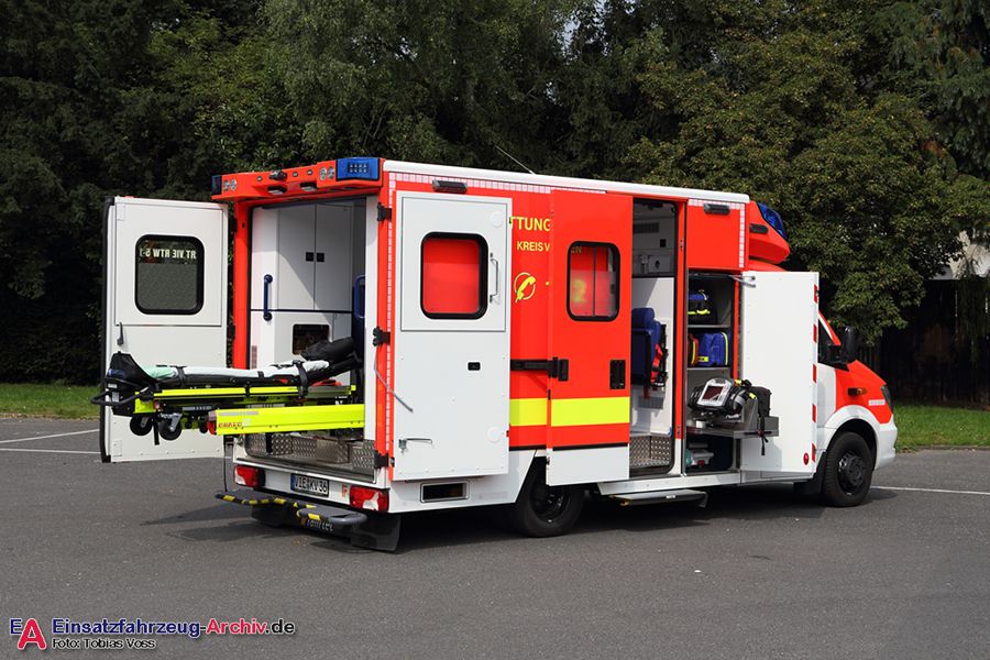 Rettung Kreis Viersen 05 RTW 01 (a.D.)