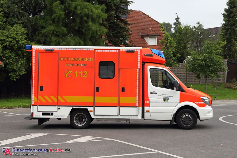 Rettung Kreis Viersen 05 RTW 01 (a.D.)