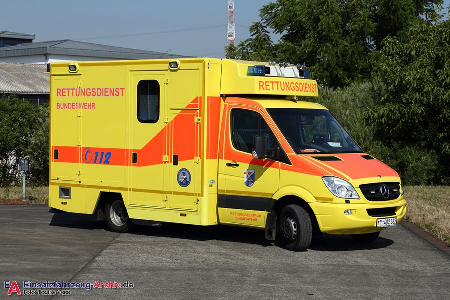 Rettung Koblenz 04/83-01 (a.D.)