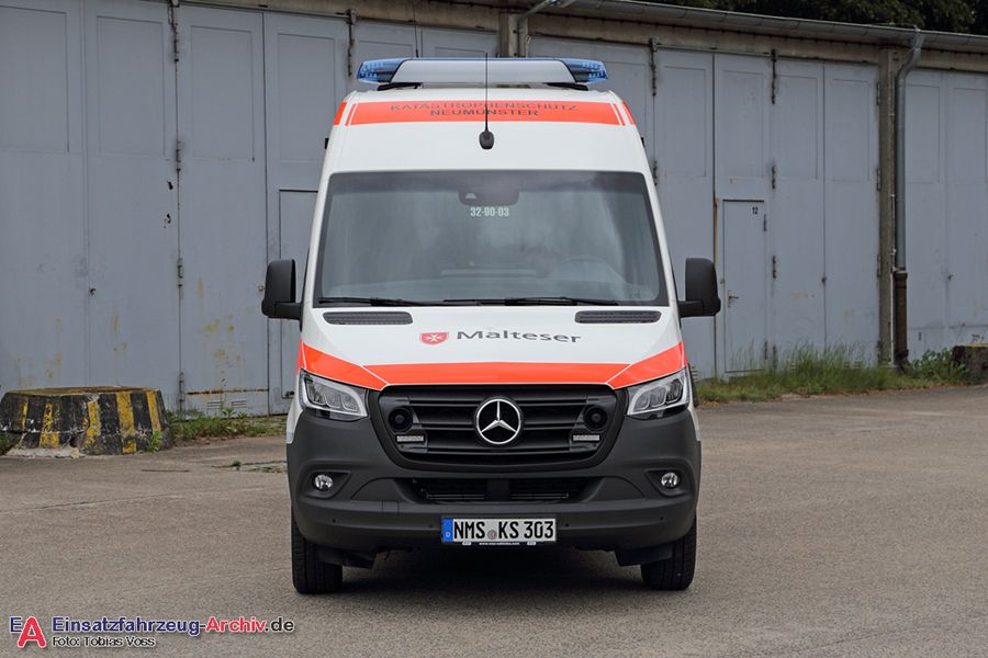 Johannes Neumünster 32/90-03