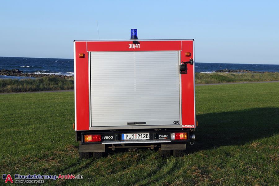 Florian Plön 30/41-01