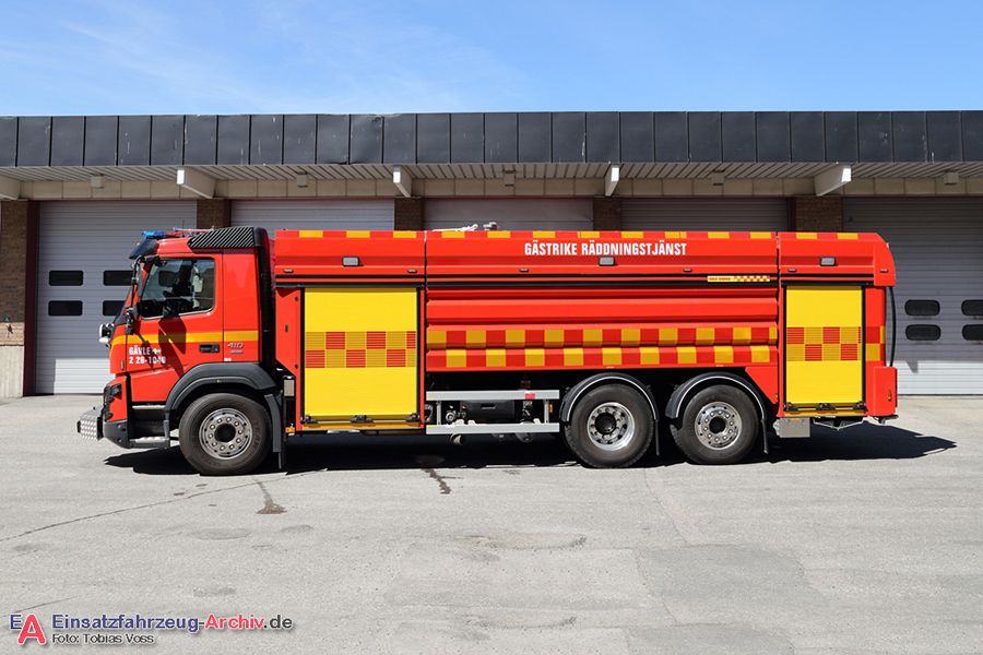 2 26-1040 - Tankbil (a.D.)