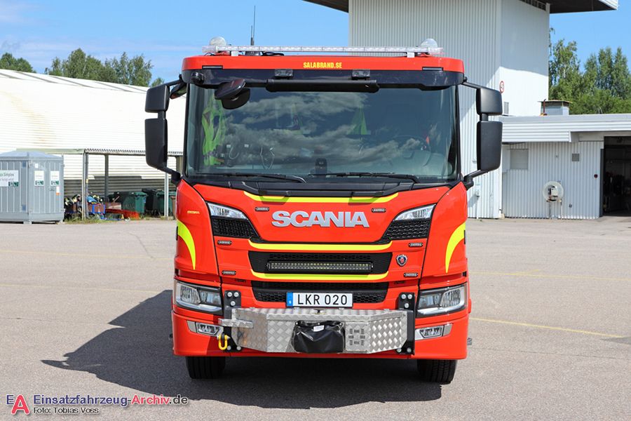 2 26-1210 - Släck-/räddningsbil