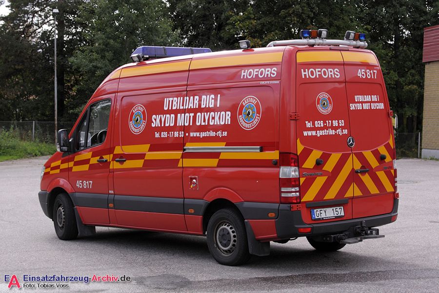 2 26-8170 - Skärsläckarbil