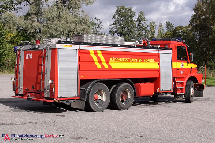 2 26-8140 - Tankbil (a.D.)