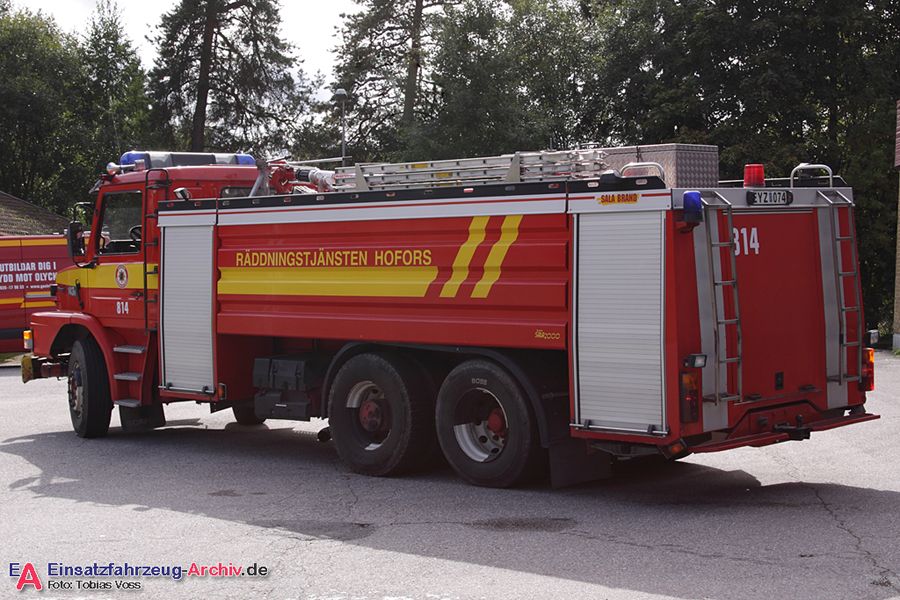 2 26-8140 - Tankbil (a.D.)