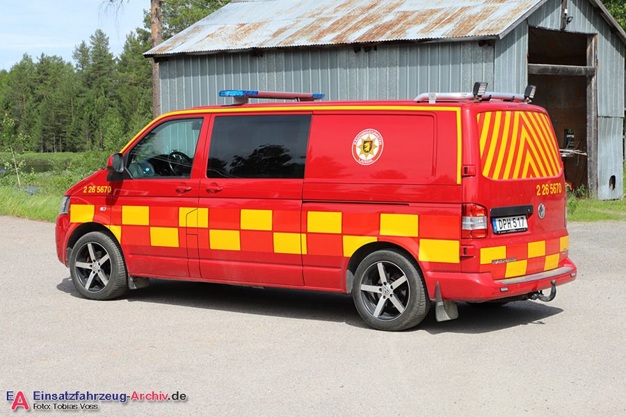 2 26-5670 - IVPA-/Personbil