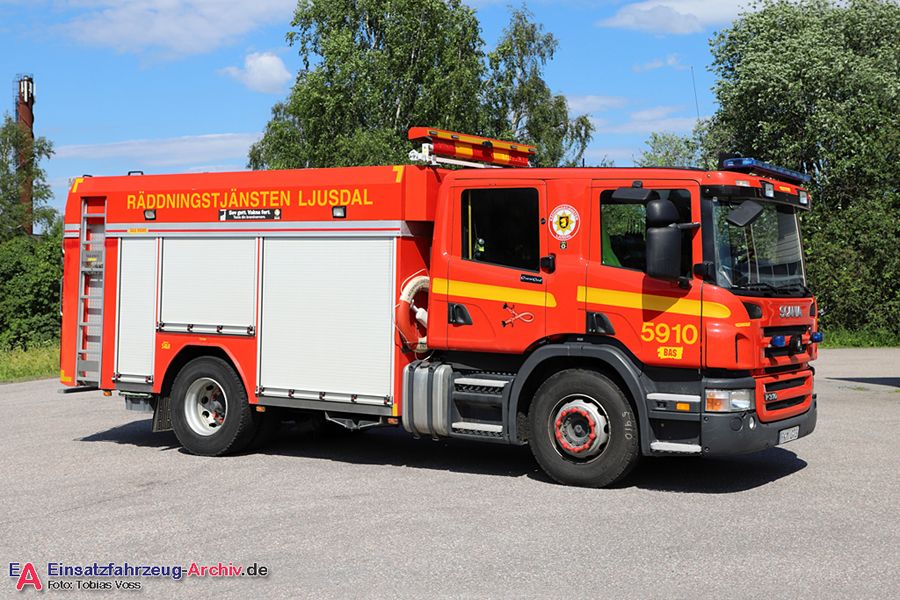 2 26-5910 - Släck-/Räddningsbil