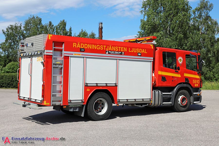 2 26-5910 - Släck-/Räddningsbil