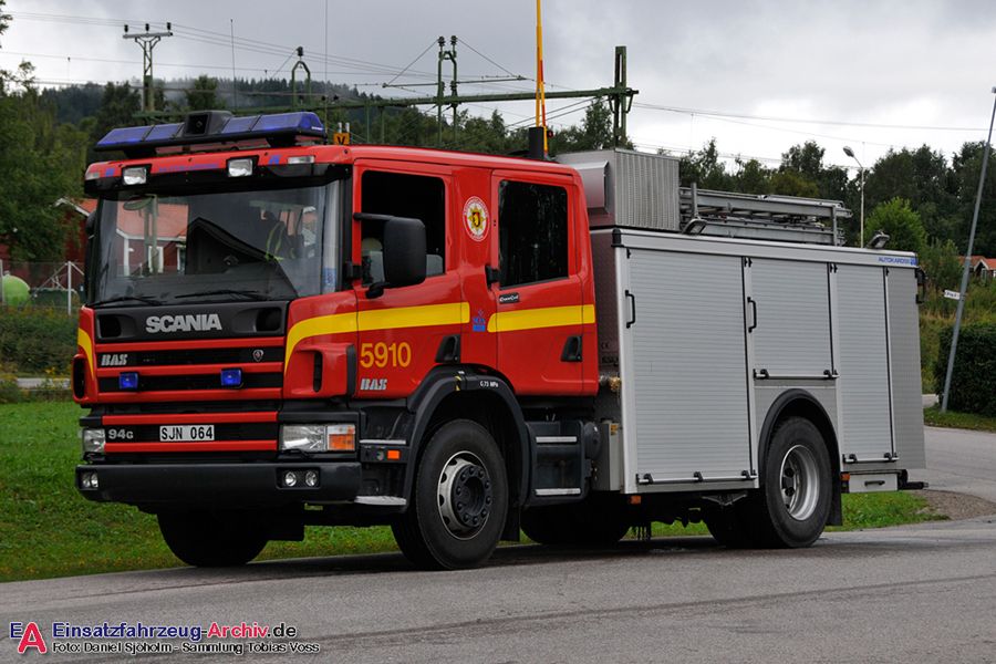 2 26-5910 - Släck-/Räddningsbil (a.D.)