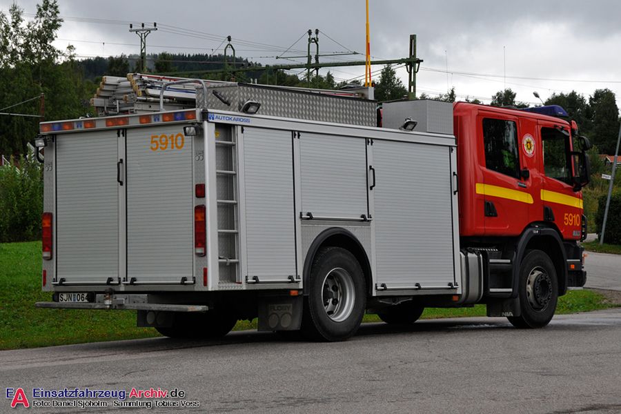 2 26-5910 - Släck-/Räddningsbil (a.D.)