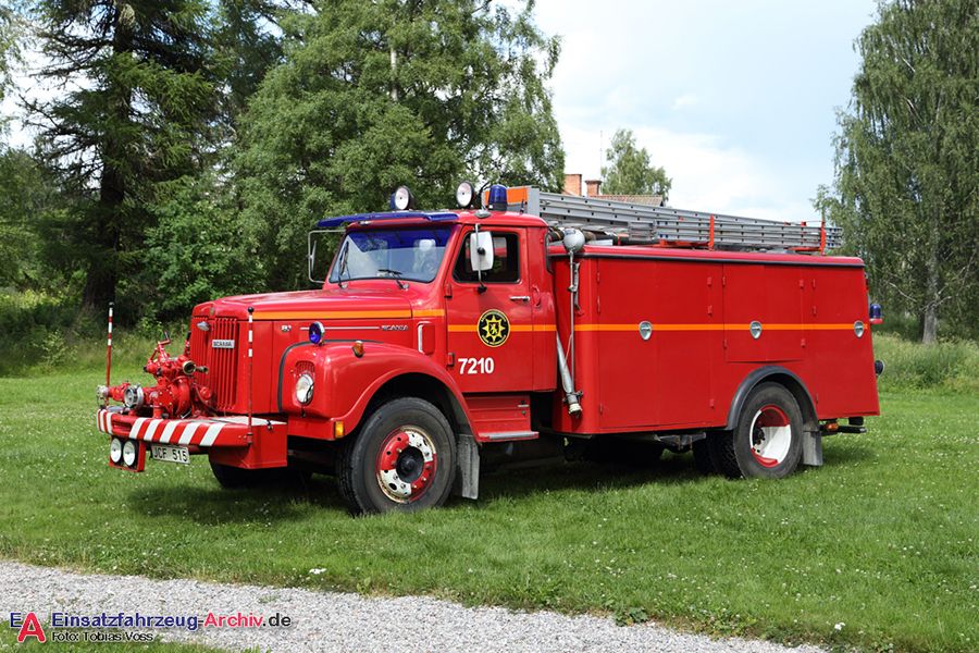2 26-7210 - Släckbil (a.D.)