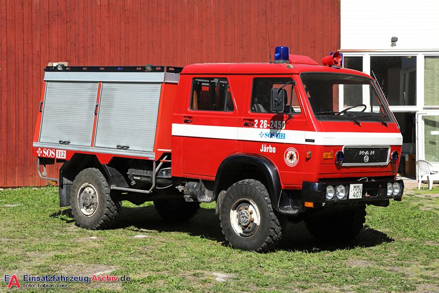 2 26-2450 - Terrängbil (a.D.)