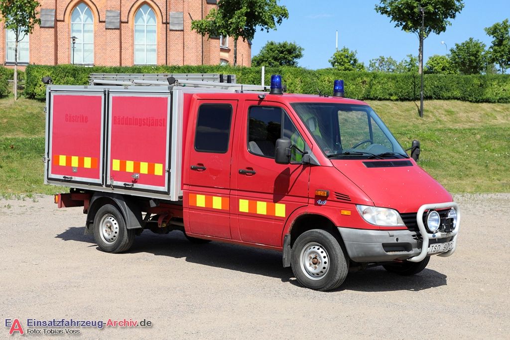 2 26-6420 - Släckbil