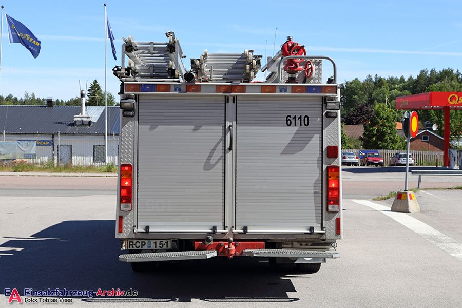 2 26-6110 - Släck-/Räddningsbil (a.D.)