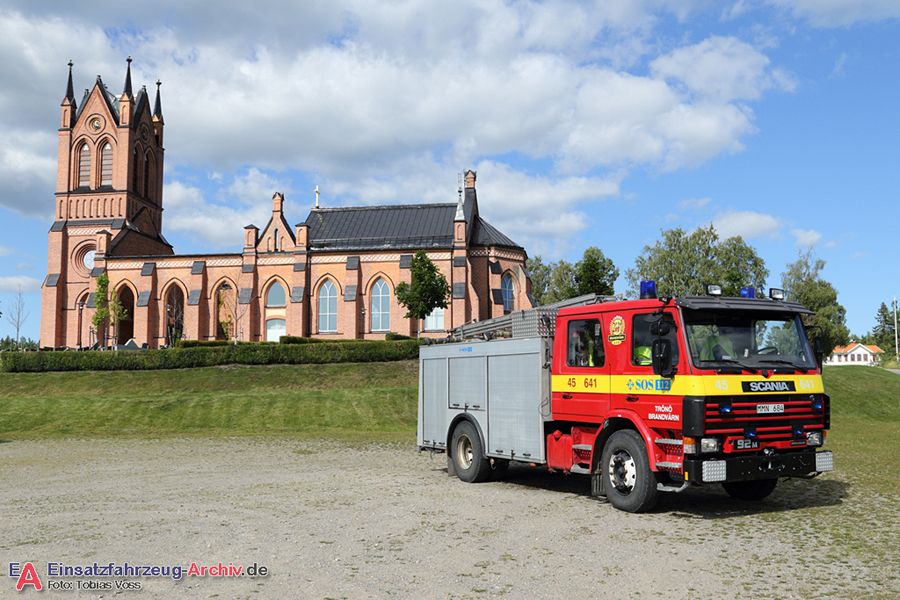 2 26-6410 - Släck-/Räddningsbil