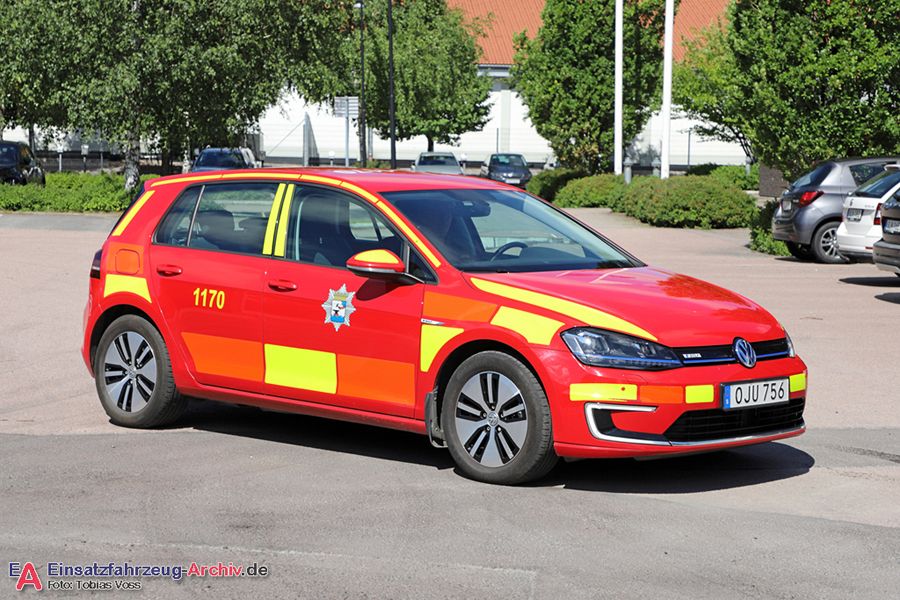 2 41-1170 - Personbil