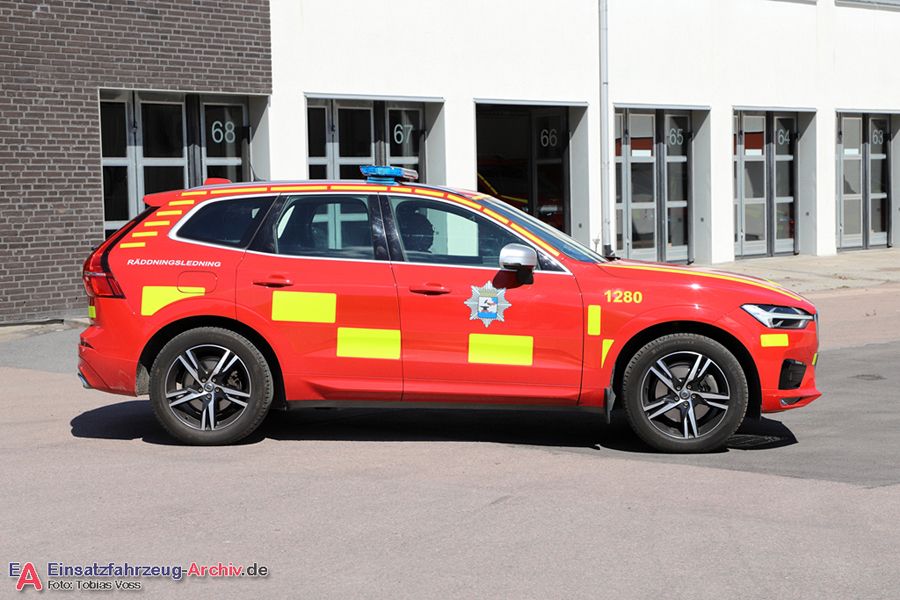 2 41-1280 - Ledningsbil