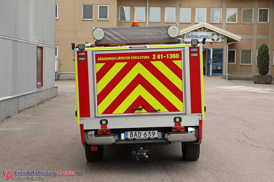 2 41-1360 - Befäls-/Jourbil (a.D.)