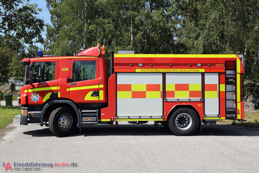 2 41-1410 - Släck-/Räddningsbil