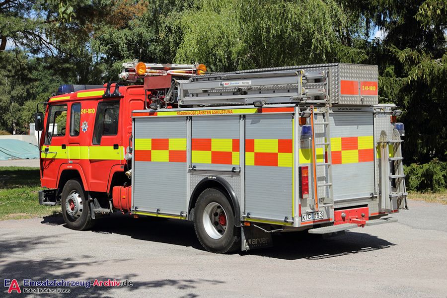 2 41-1610 - Släck-/Räddningsbil (a.D.)