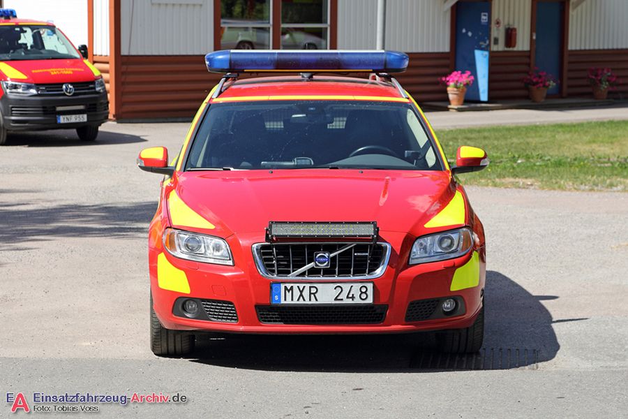 2 41-1670 - Personbil (a.D.)