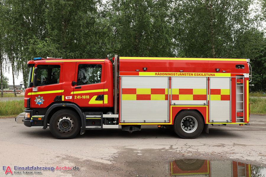 2 41-1610 - Släck-/Räddningsbil