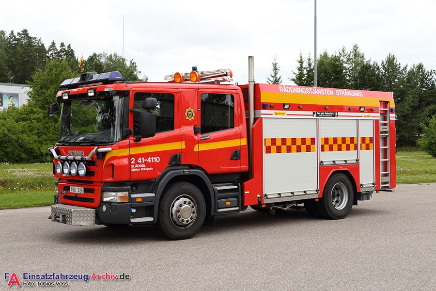 2 41-4110 Släck-/räddningsbil (a.D.)