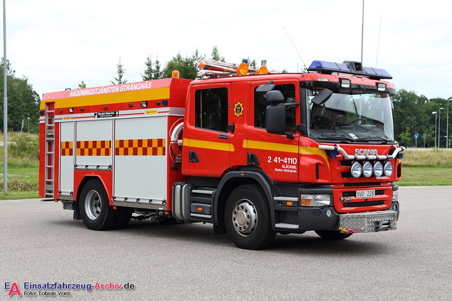 2 41-4110 Släck-/räddningsbil (a.D.)