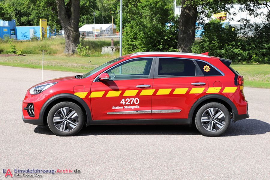 2 41-4270 - Personbil (a.D.)