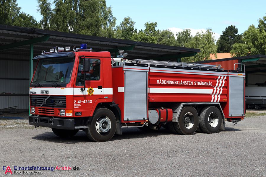 2 41-4240 - Tankbil (a.D.)