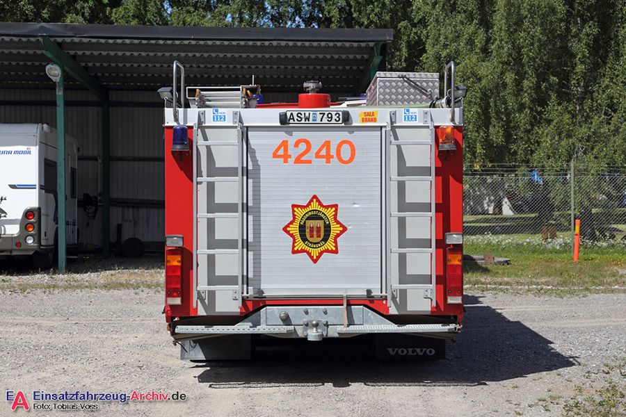 2 41-4240 - Tankbil (a.D.)