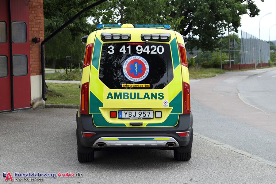3 41-9420 - Ambulans