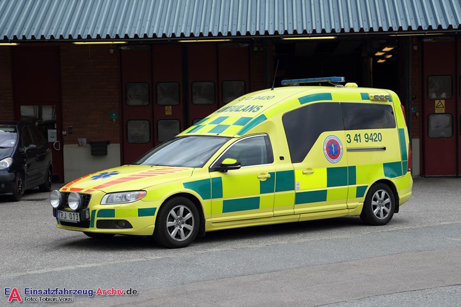 3 41-9420 - Ambulans (a.D.)