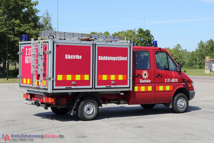 2 21-6070 - Transportbil