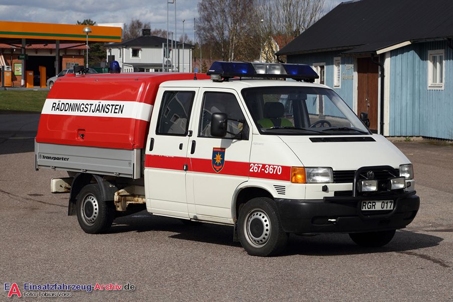 2 67-3670 - Transportbil